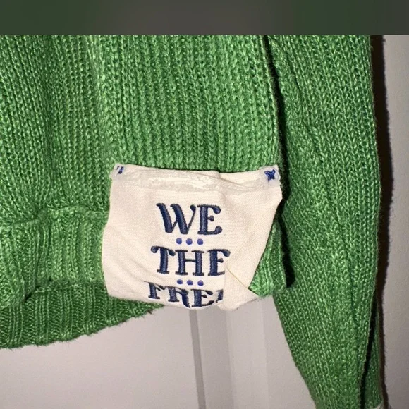 We The Free Green and White Cropped Button Cardigan - Picture 2 of 4
